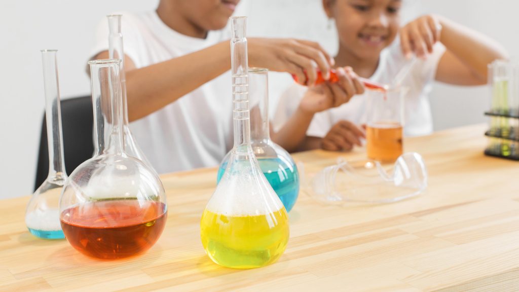 defocused-girls-experimenting-with-potions-chemistry